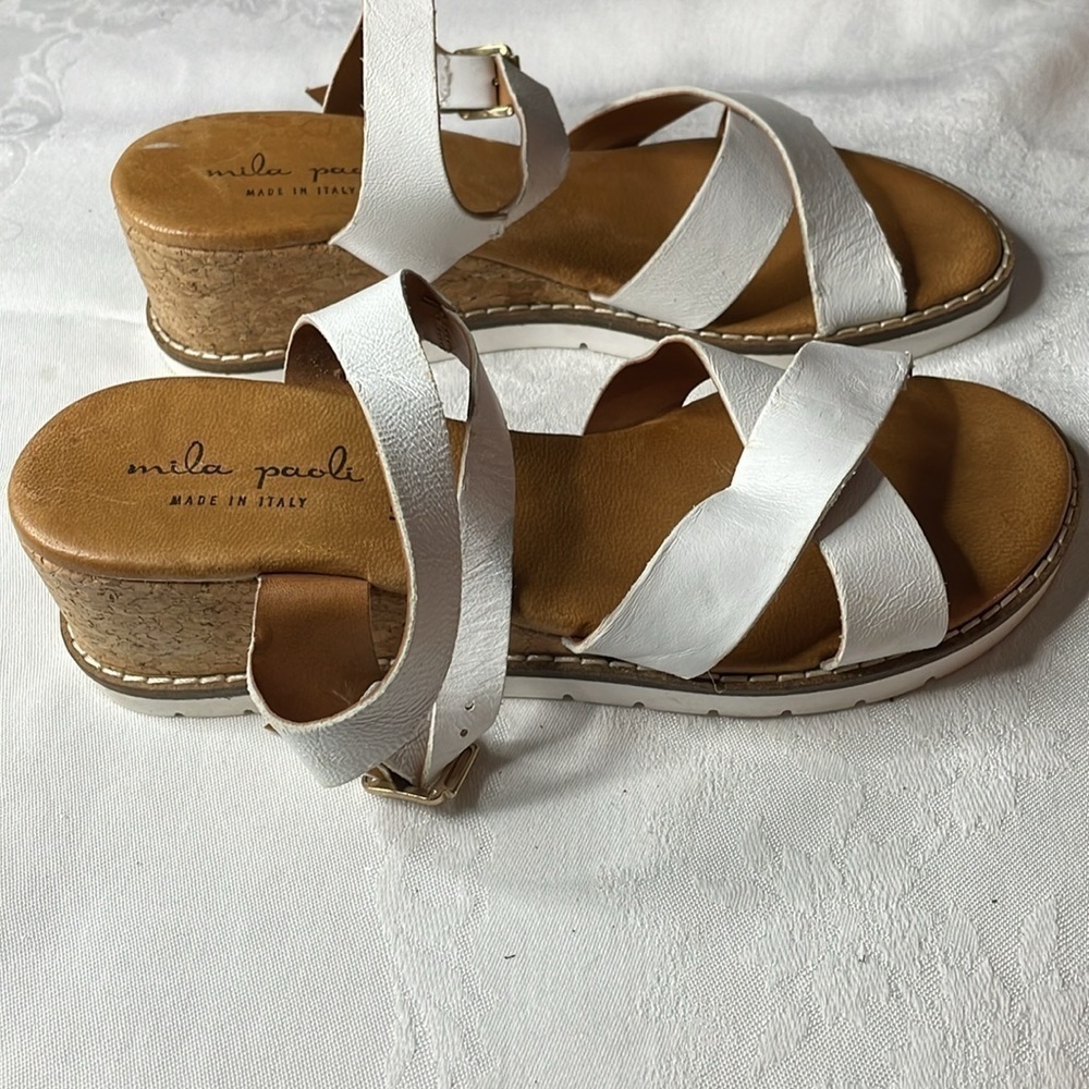 Women’s Mila Paoli Sandals - Picture 3 of 8